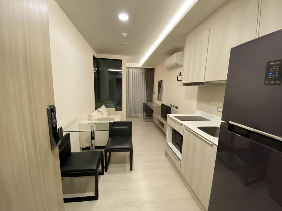 1 ห้องนอน คอนโด สำหรับขาย ใน พระโขนง, คลองเตย, กรุงเทพมหานคร - Image 1