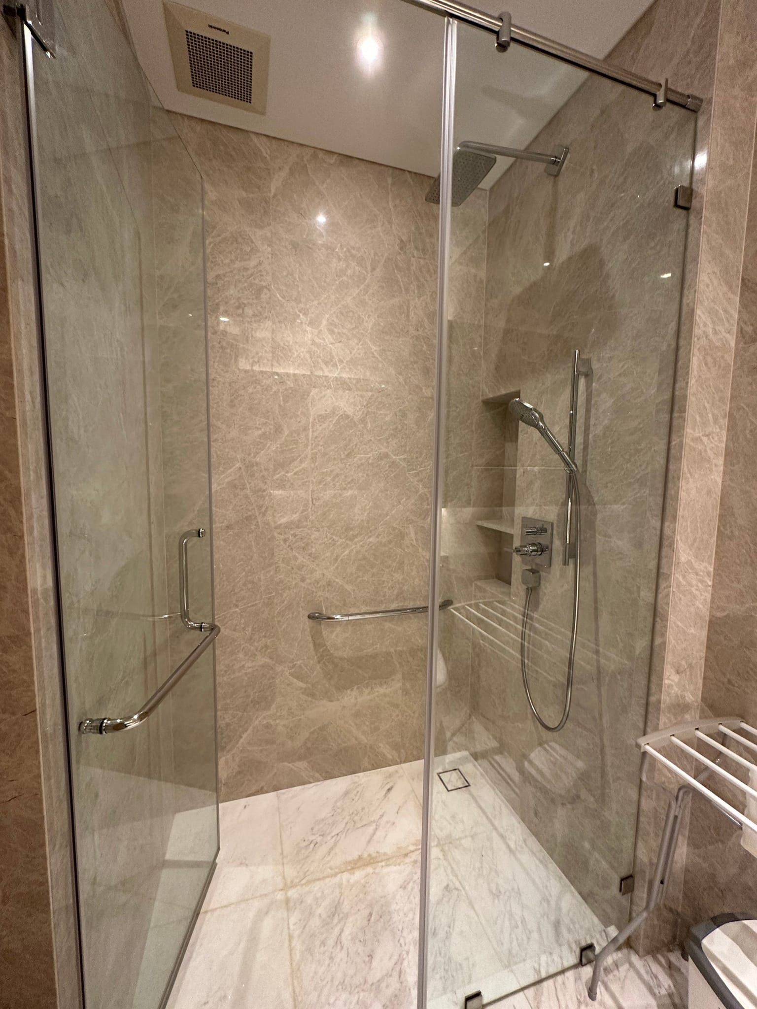 Sindhorn Residence - Image 5