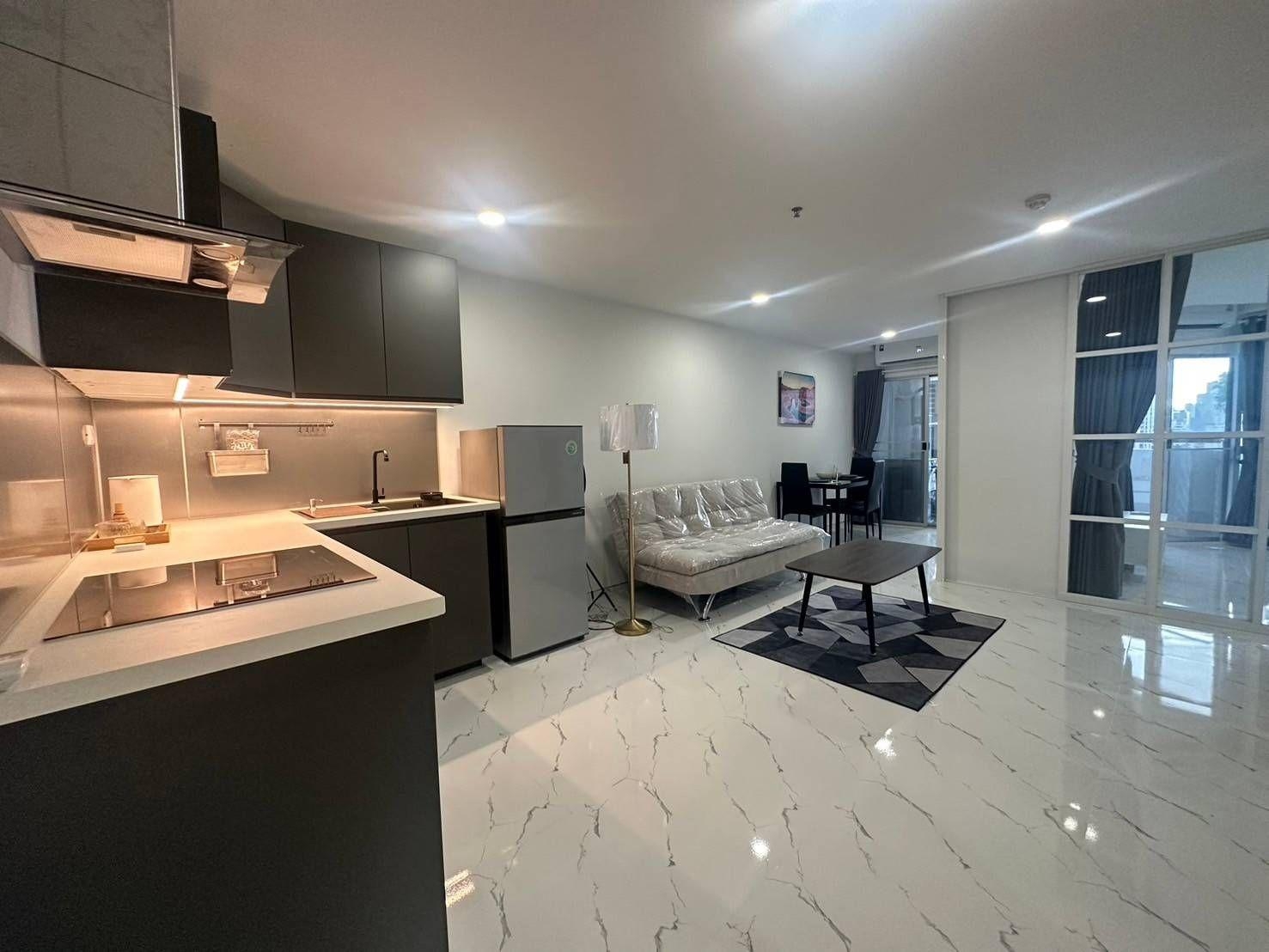 Waterford Diamond Tower - Image 2