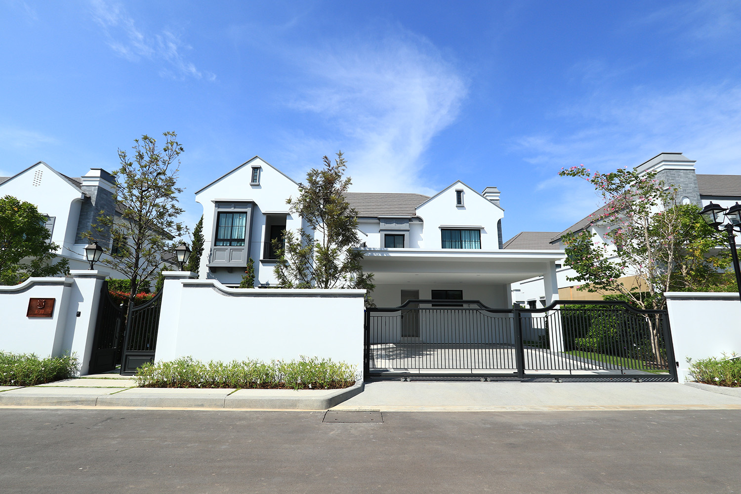 Nantawan Rama 9 - Krungthepkreetha - Image 1