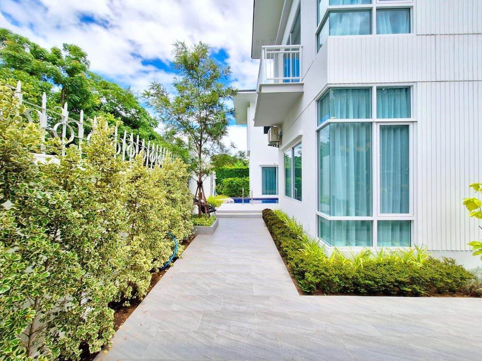 Land and Houses Park San Sai - Image 33