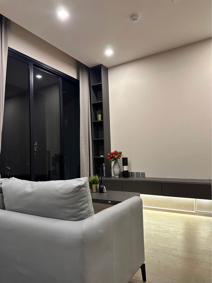 1 Bedroom Condo For Sale in Khlong Toei Nuea, Vadhana, Bangkok - Image 3