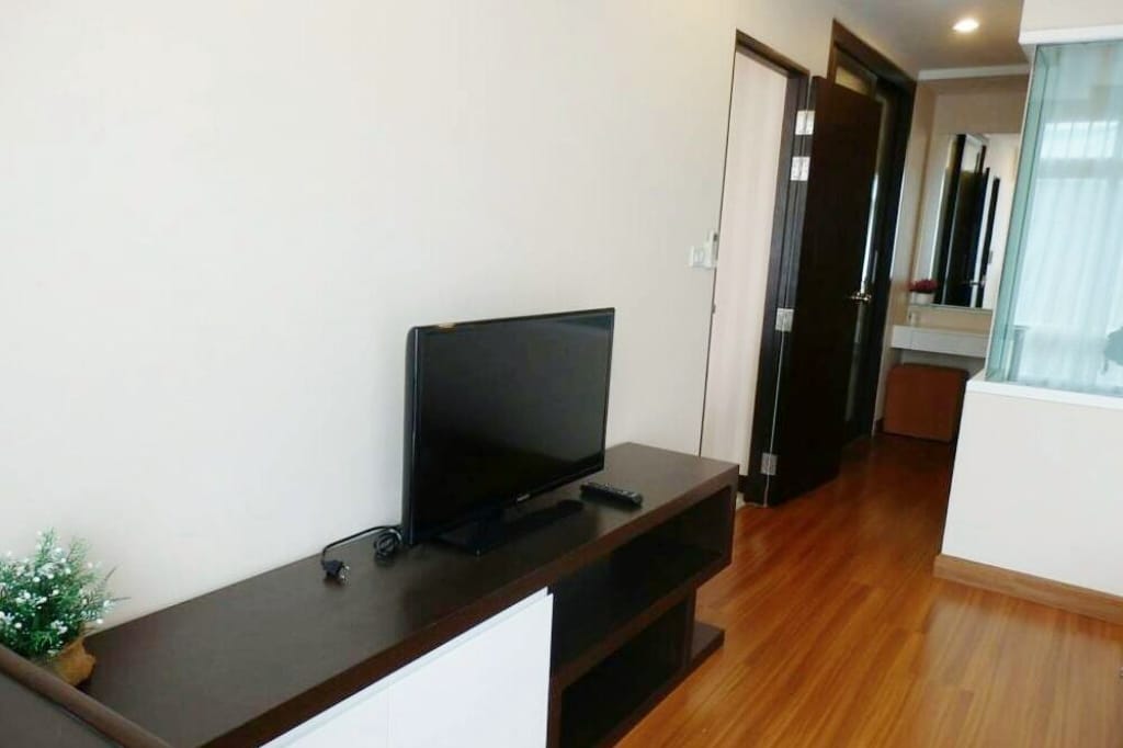1 Bedroom Condo For Sale in Suthep, Mueang Chiang Mai, Chiang Mai - Image 2