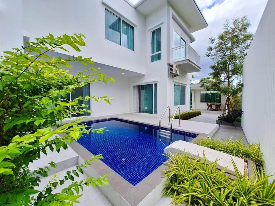 Land and Houses Park San Sai - Image 1