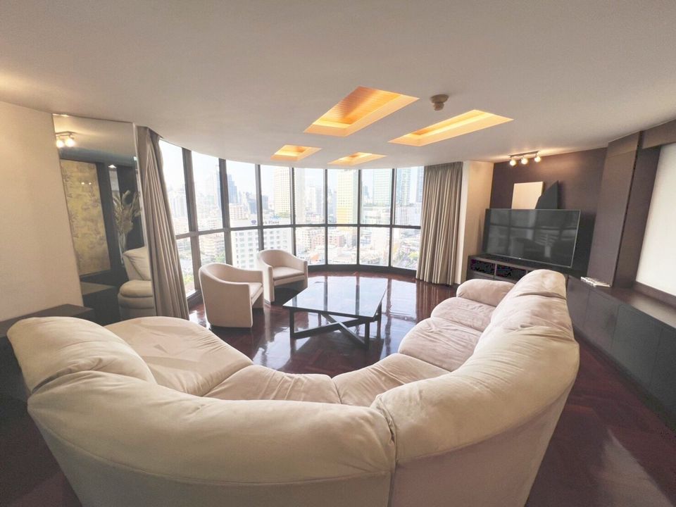 City Lakes Tower Sukhumvit 16 - Image 2