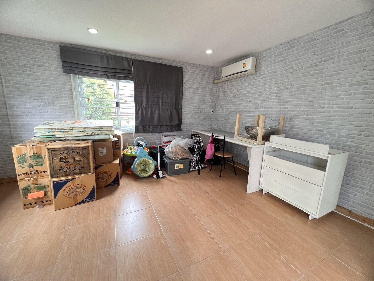 5 Bedroom Townhouse For Sale in Bang Phli Yai, Bang Phli, Samut Prakan - Image 14