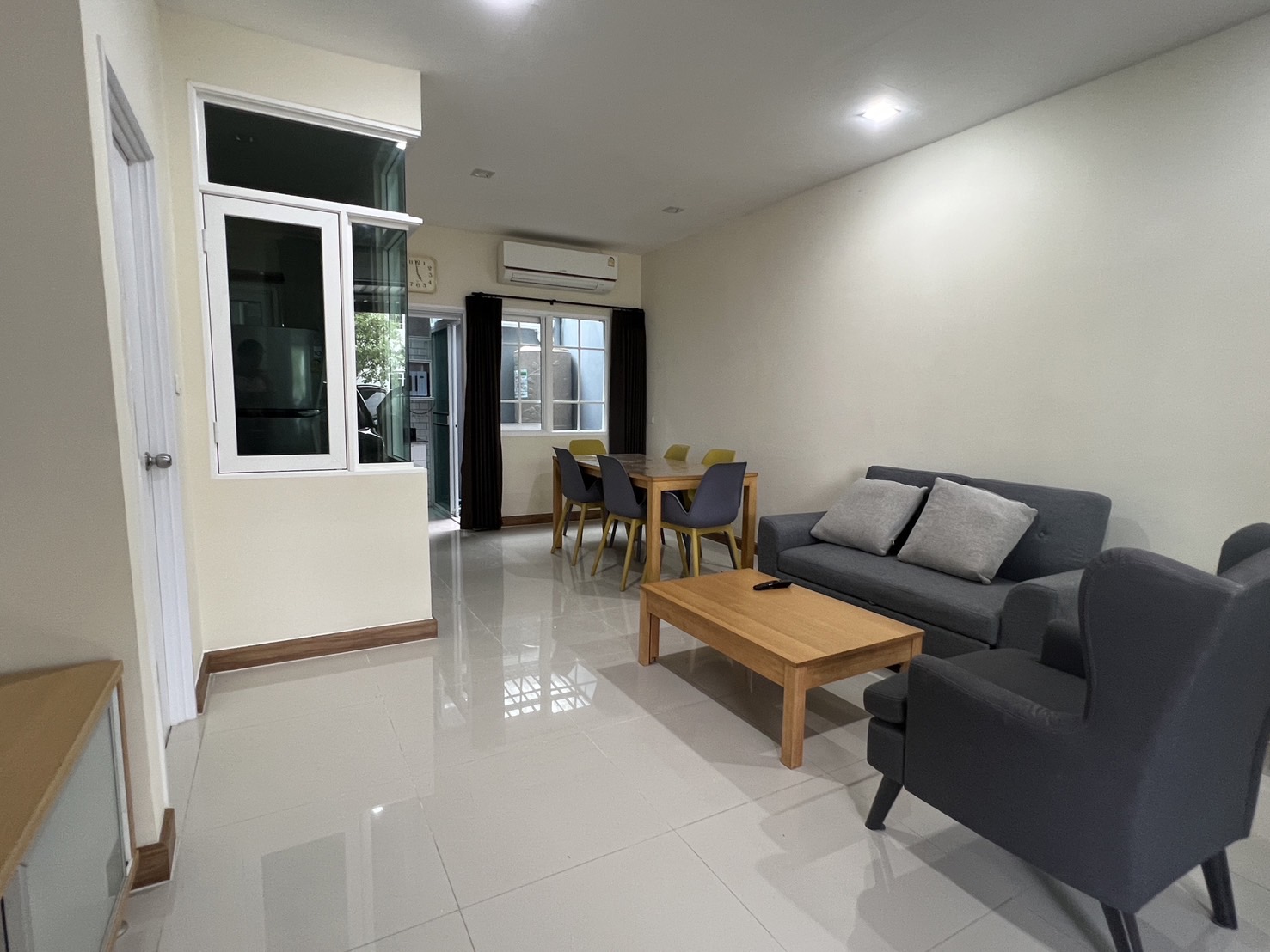 3 卧室 独立房屋  在  - Image 7