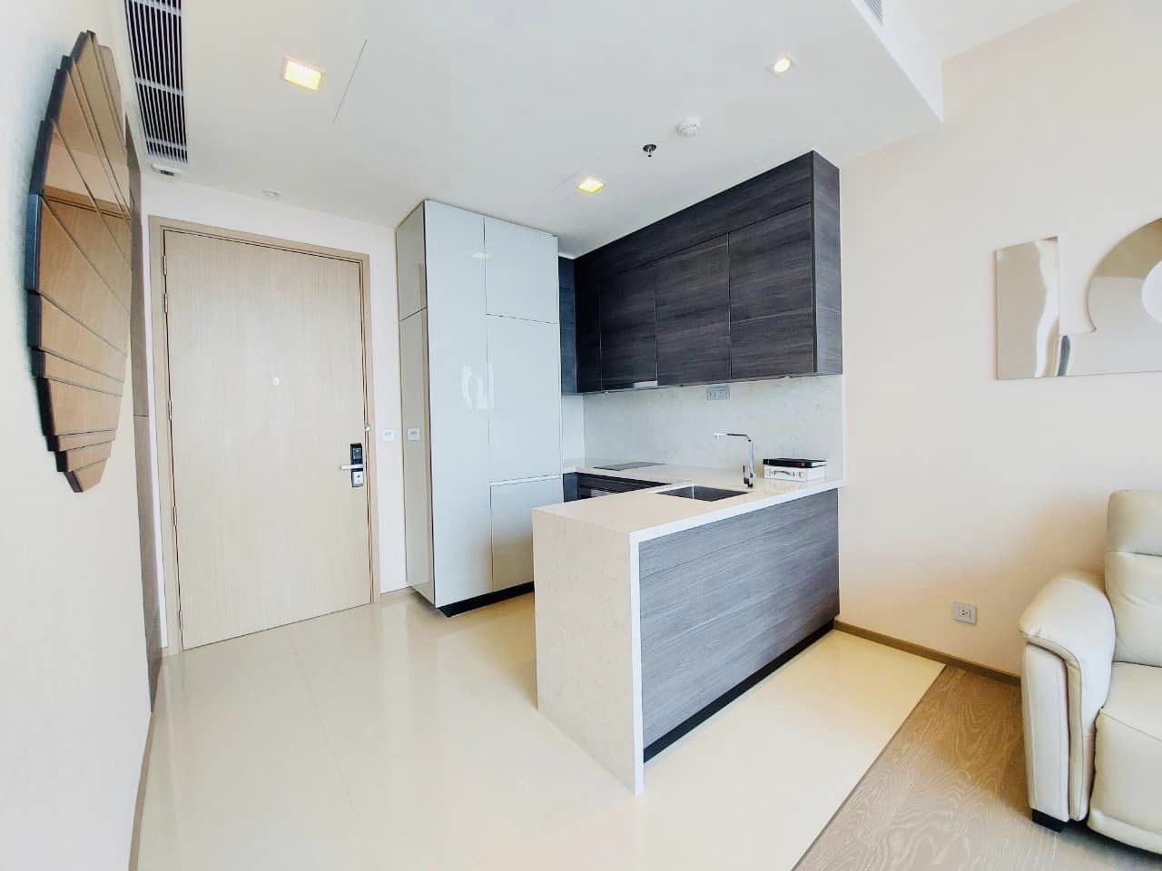 The ESSE Asoke - Image 2