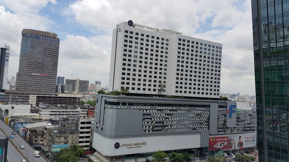2 Bedroom Condo For Sale in Huai Khwang, Huai Khwang, Bangkok - Image 7