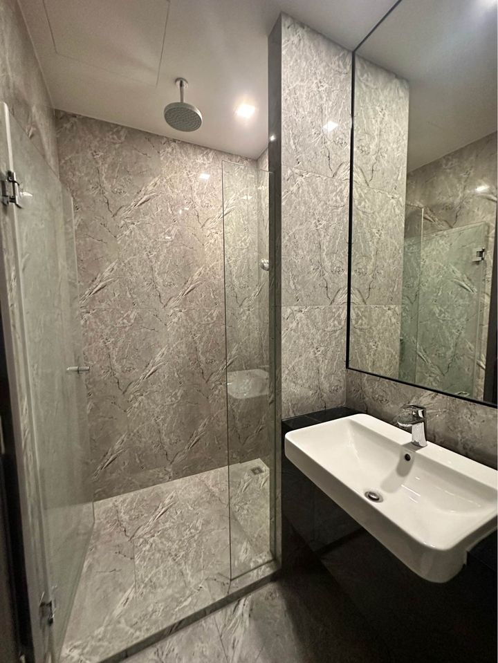 1 Bedroom Condo For Sale in Khlong Toei Nuea, Vadhana, Bangkok - Image 7