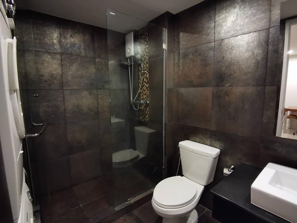 1 Bedroom Condo For Sale in Khlong Toei, Khlong Toei, Bangkok - Image 4