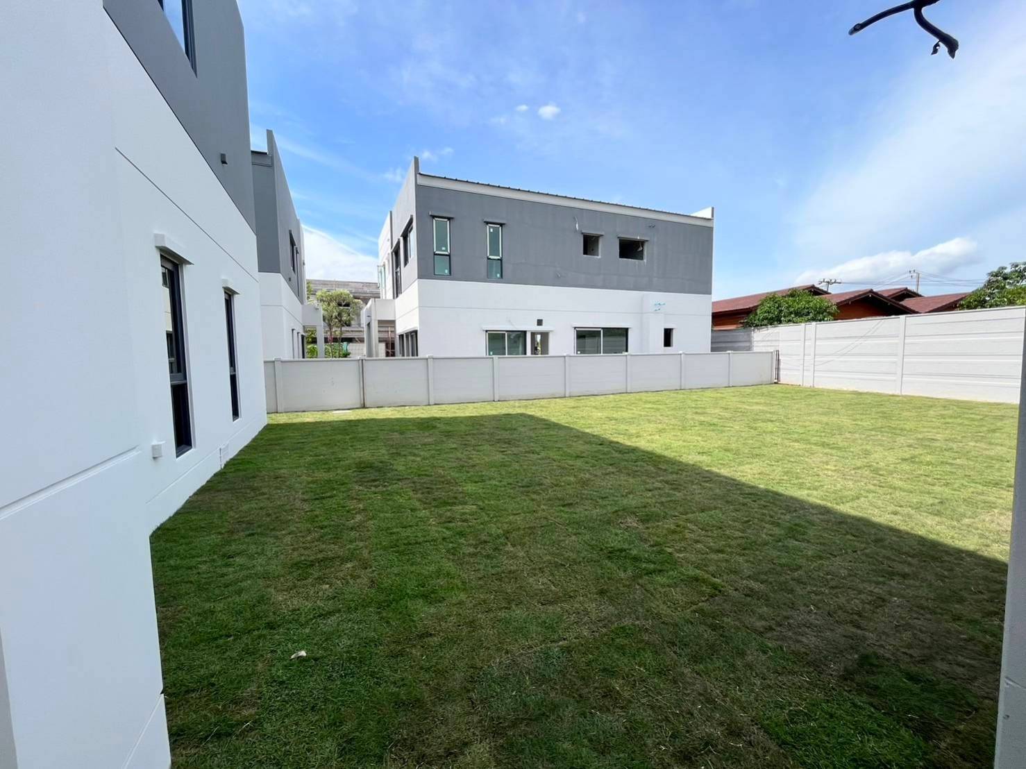 4 Bedroom House For Sale in Bang Kaeo, Bang Phli, Samut Prakan - Image 3