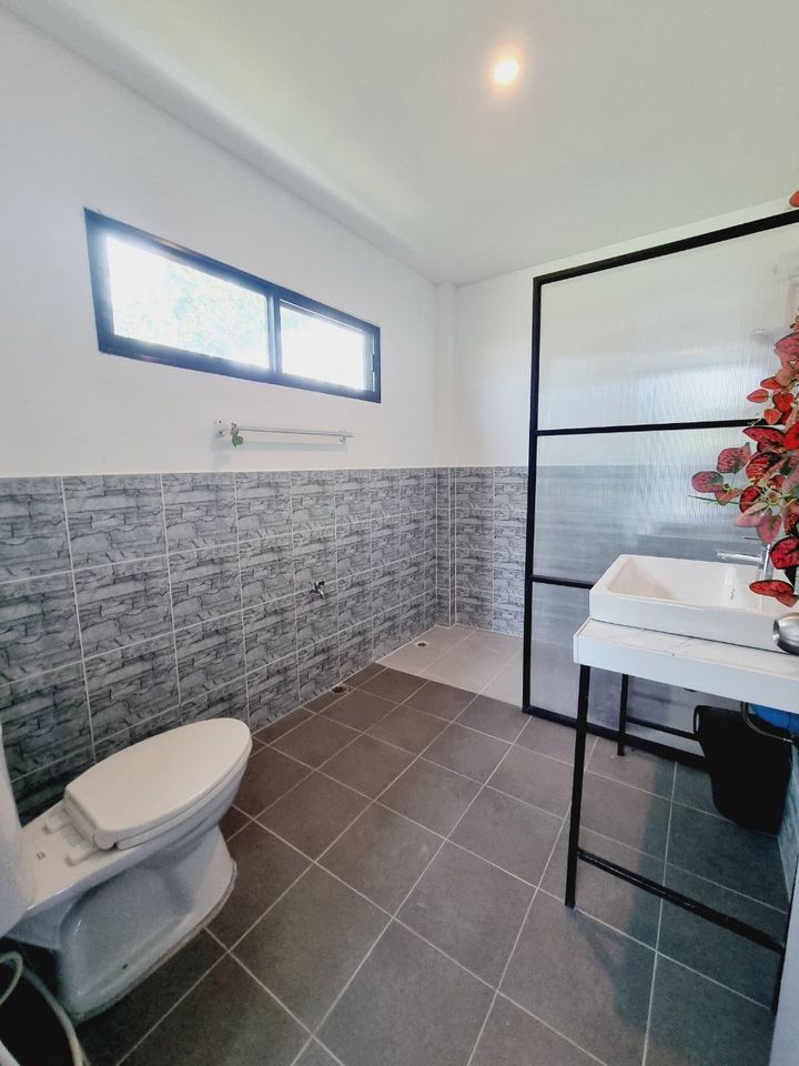 4 Bedroom House For Sale in Ban Waen, Hang Dong, Chiang Mai - Image 6