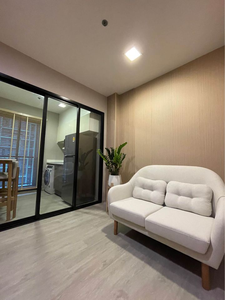 Condolette Midst Rama 9 - Image 9