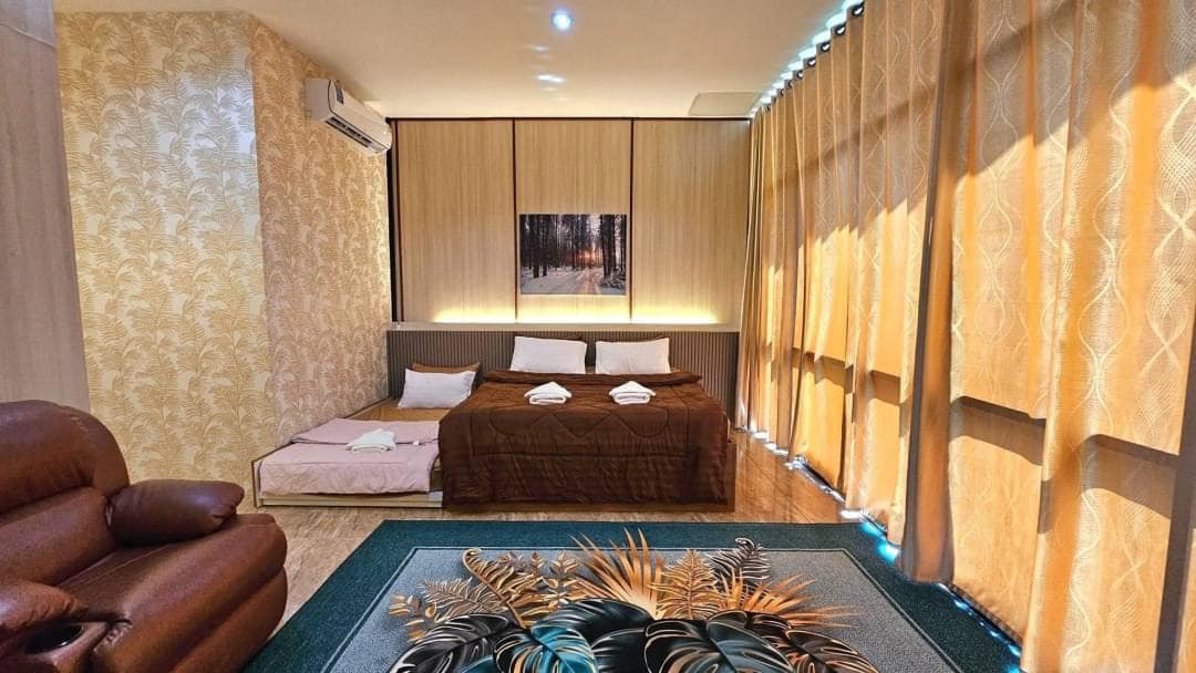 6 Bedroom House For Sale in Nam Phrae, Hang Dong, Chiang Mai - Image 7