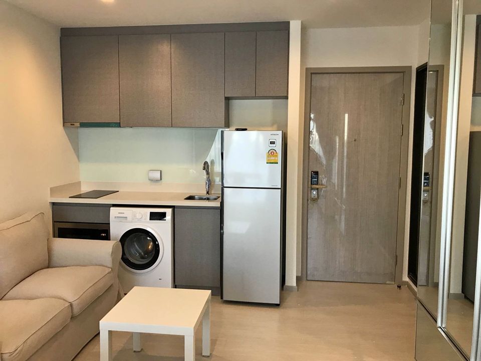 Studio Condo For Sale in Phra Khanong, Khlong Toei, Bangkok - Image 3