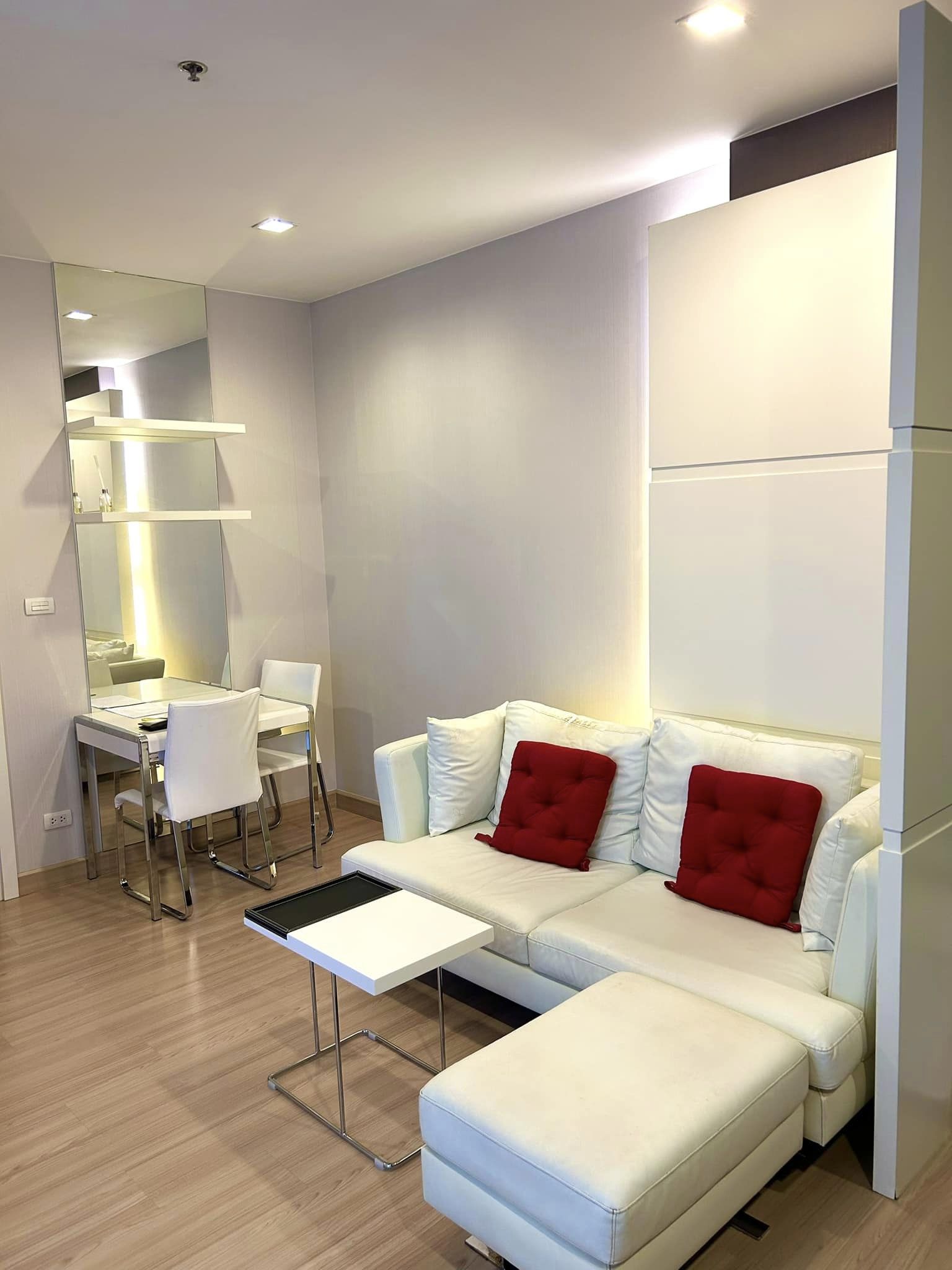 Urbano Absolute Sathon - Taksin - Image 7