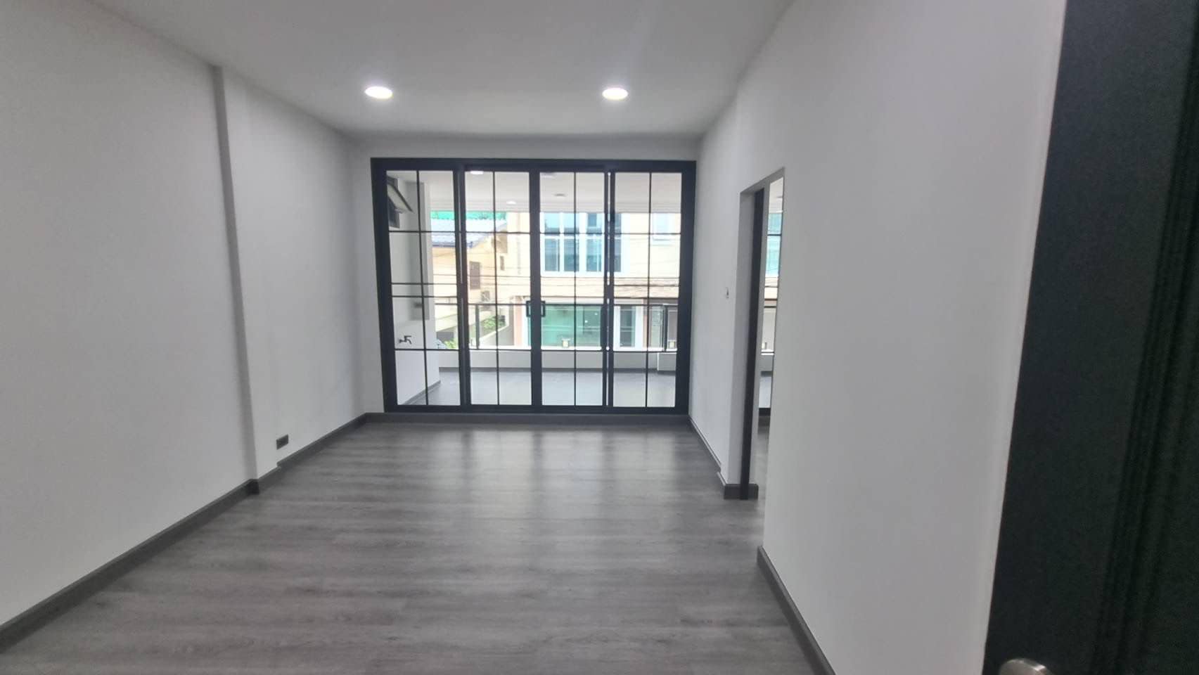 6 卧室 联排别墅  在  - Image 7