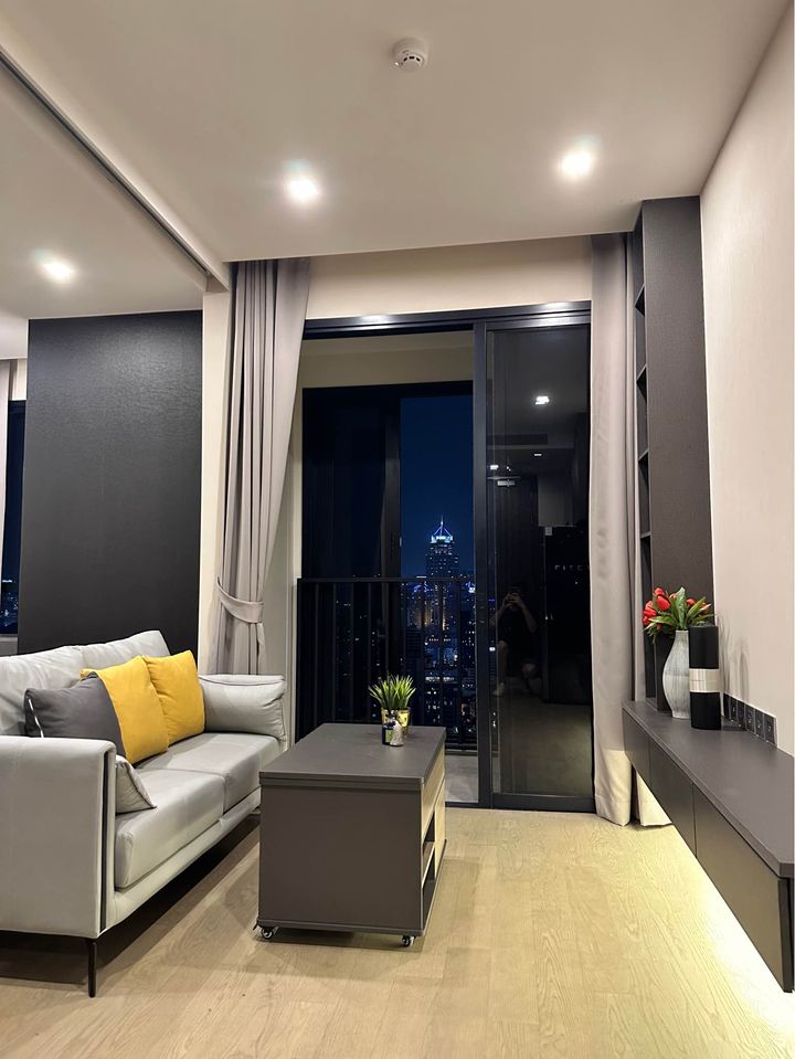1 Bedroom Condo For Sale in Khlong Toei Nuea, Vadhana, Bangkok - Image 1