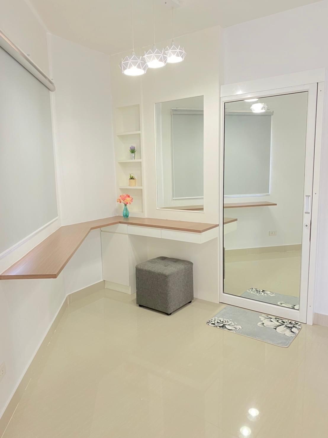Riverside Condominium Chiang Mai - Image 5