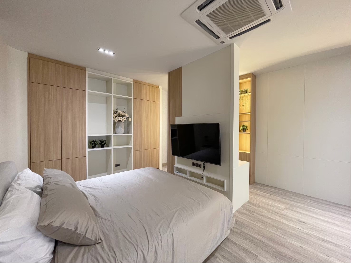 4 Bedroom House For Sale in San Klang, San Kamphaeng, Chiang Mai - Image 6