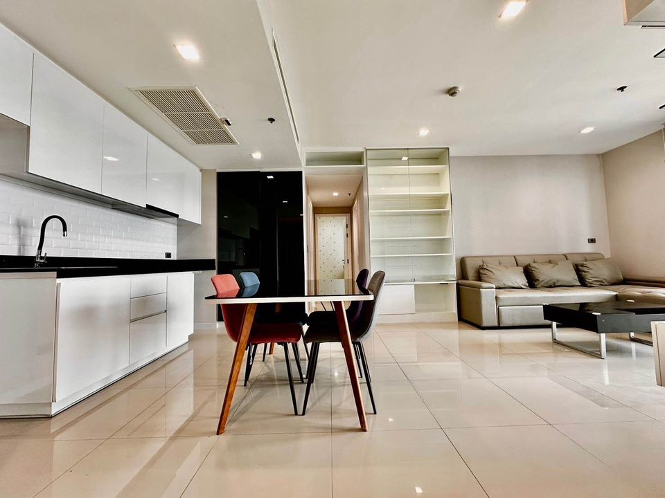 2 Bedroom Condo For Sale in Bang Khlo, Bang Kho Laem, Bangkok - Image 2