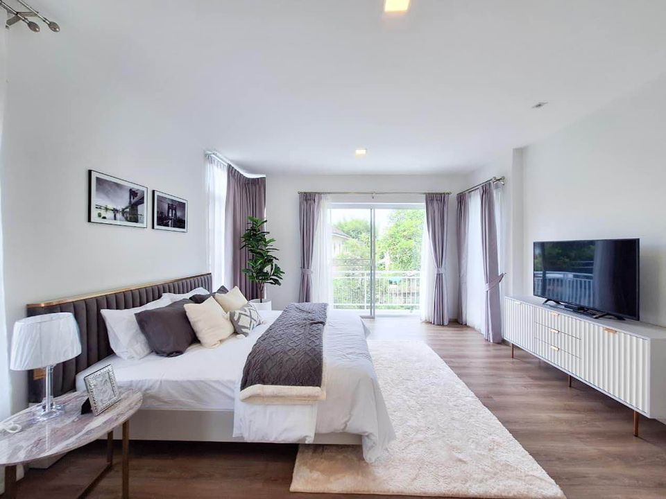 Land and Houses Park San Sai - Image 32