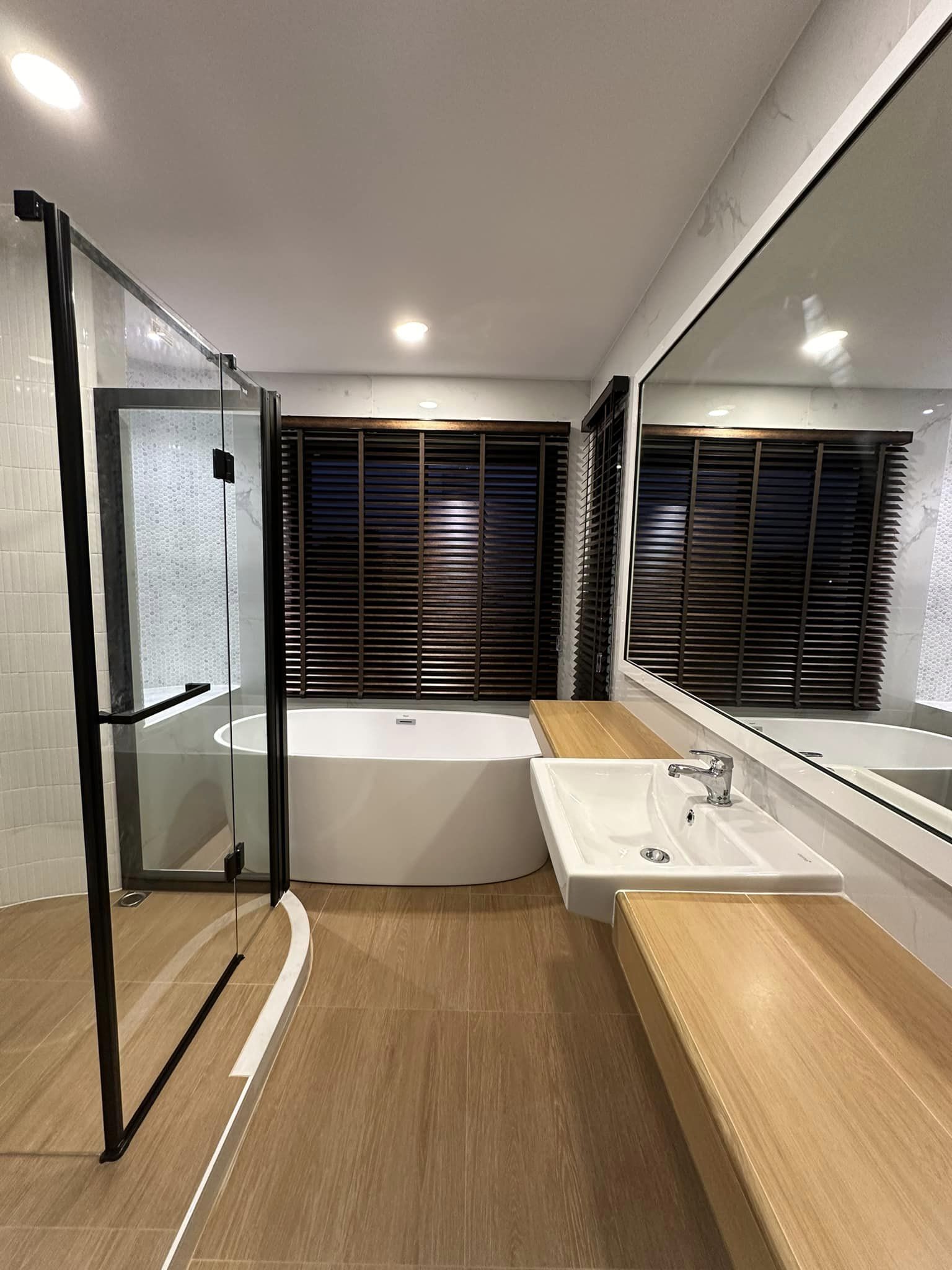 4 Bedroom House For Sale in San Phak Wan, Hang Dong, Chiang Mai - Image 9