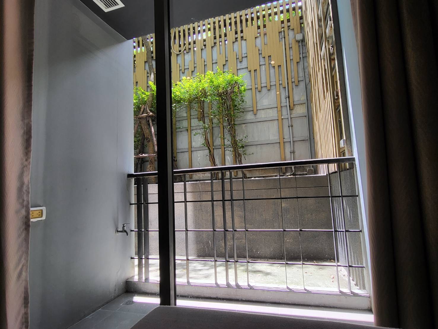 คลาส คอนโด สีลม - Image 4
