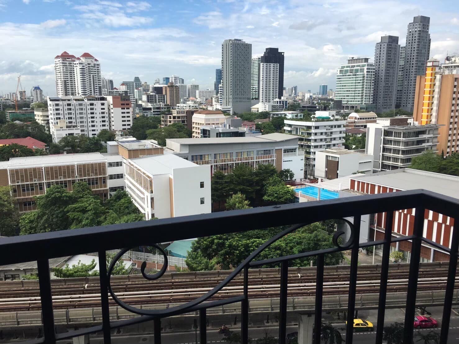 The Crest Sukhumvit 34 - Image 7