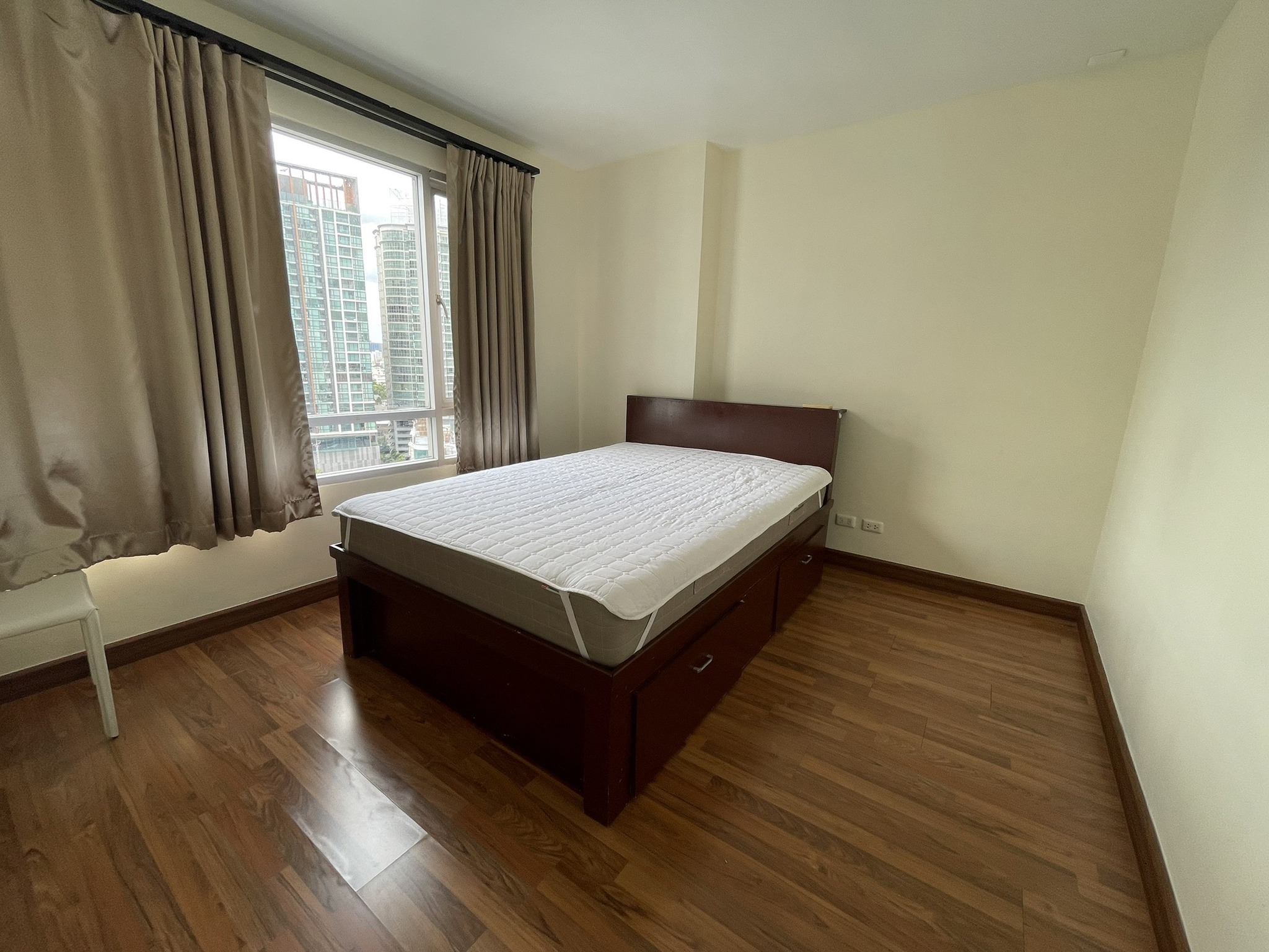 Sukhumvit Plus - Image 4