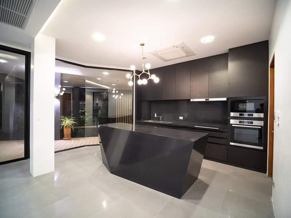 4 Bedroom House For Sale in Khlong Tan Nuea, Vadhana, Bangkok - Image 5