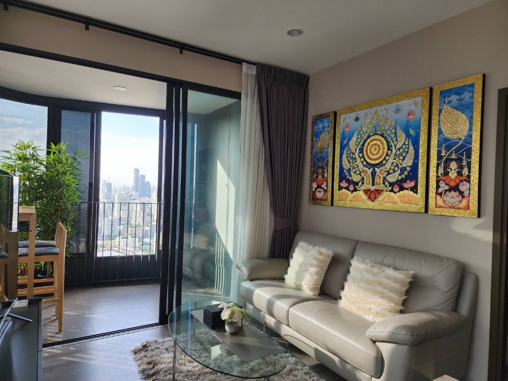 2 Bedroom Condo For Sale in Bang Kapi, Huai Khwang, Bangkok - Image 15