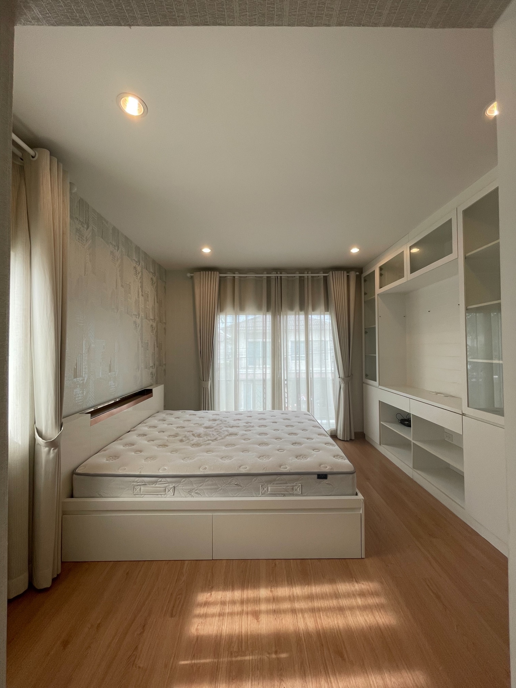 3 ห้องนอน บ้านเดี่ยว สำหรับเช่า ใน บางแก้ว, บางพลี, สมุทรปราการ - Image 5