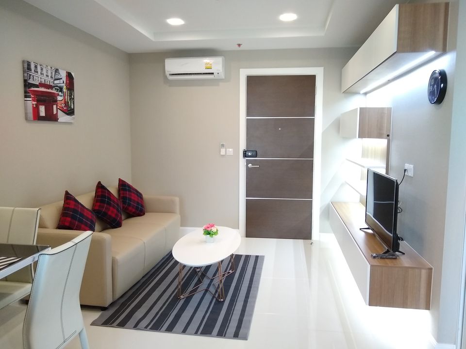 The Metropolis Samrong - Image 1