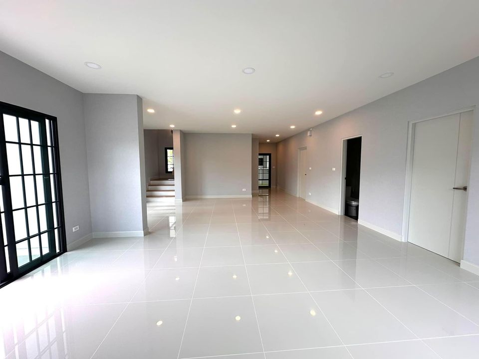 4 Bedroom House For Sale in Bang Kaeo, Bang Phli, Samut Prakan - Image 1
