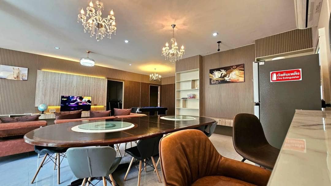 6 Bedroom House For Sale in Nam Phrae, Hang Dong, Chiang Mai - Image 4