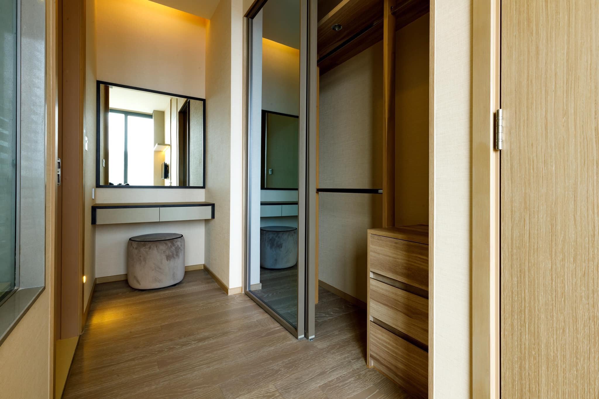 The ESSE Asoke - Image 6