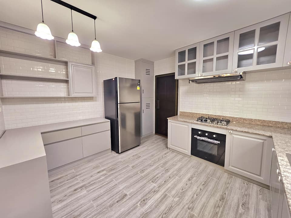 Green Valley Condo - Image 4