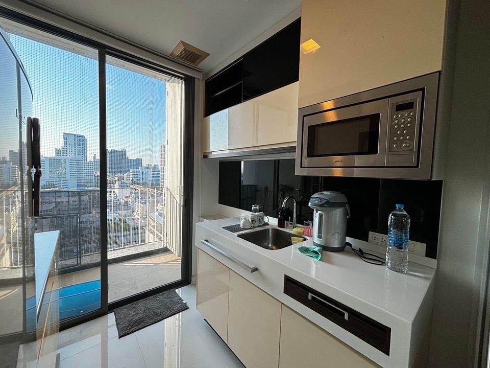 The Room Sukhumvit 62 - Image 2