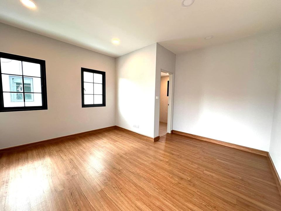 4 Bedroom House For Sale in Bang Kaeo, Bang Phli, Samut Prakan - Image 7