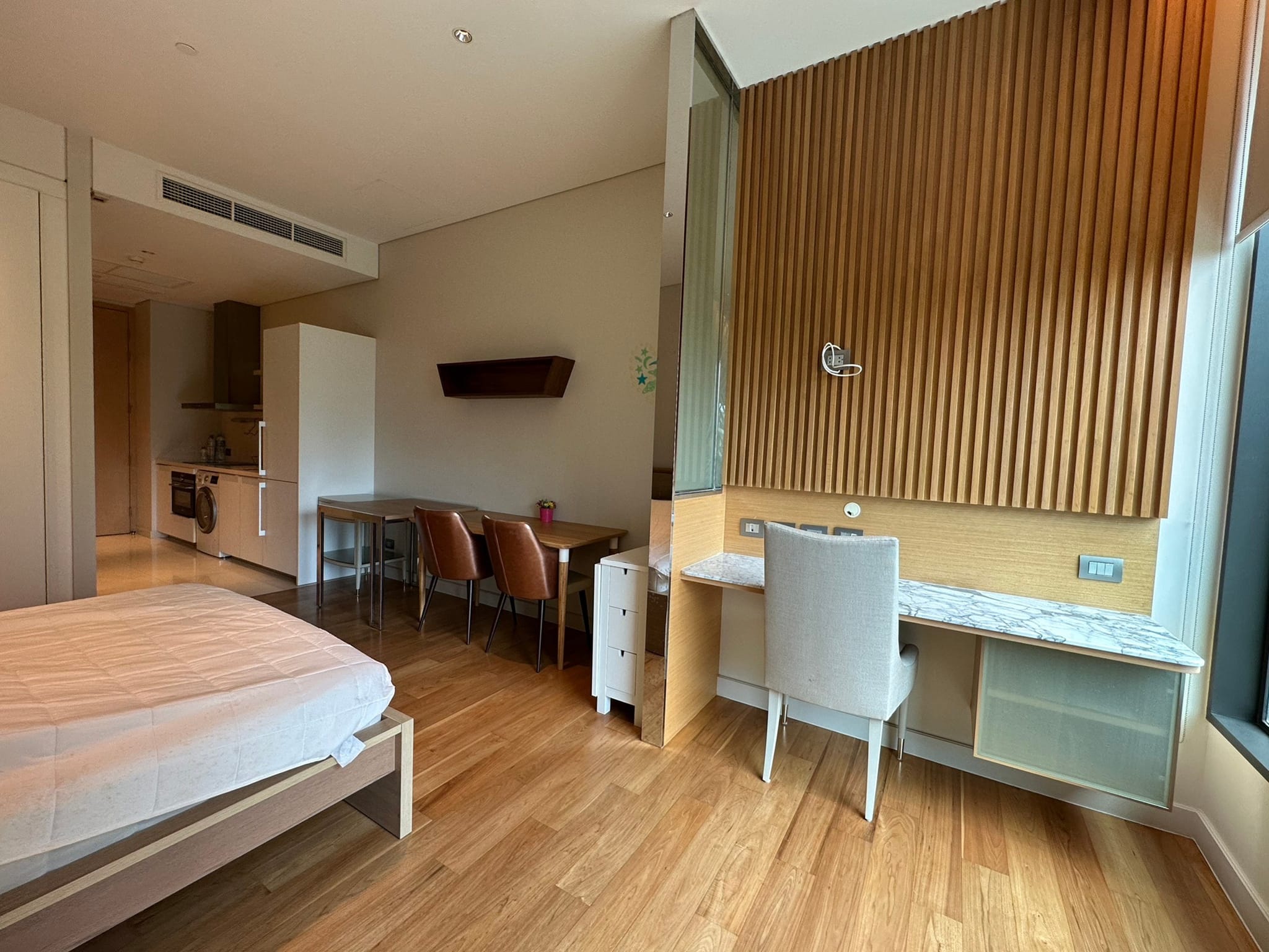 Sindhorn Residence - Image 4
