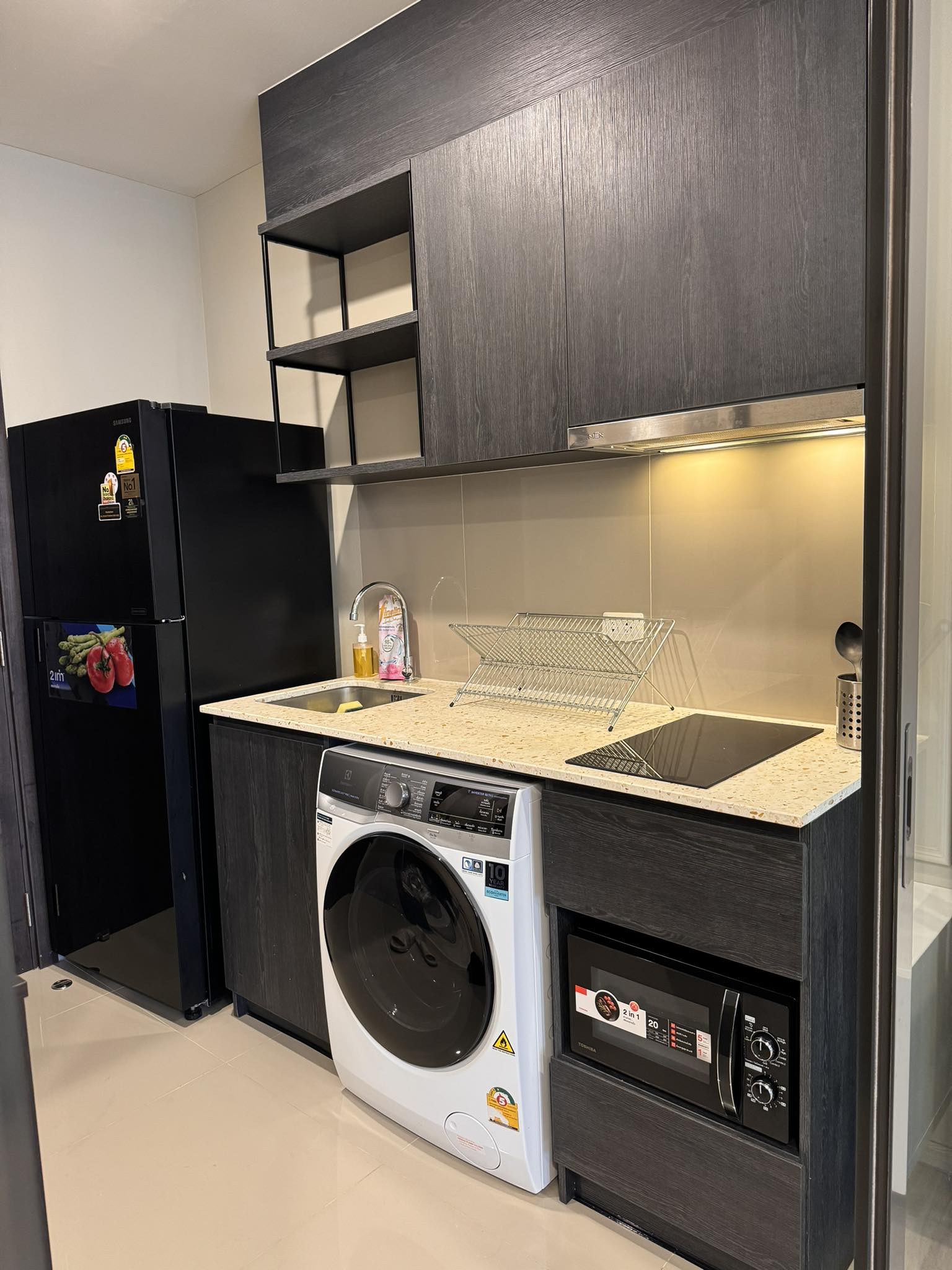 1 Bedroom Condo For Sale in Phra Khanong Nuea, Vadhana, Bangkok - Image 14