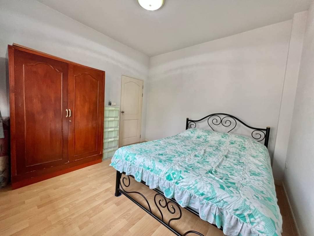 4 卧室 独立房屋  在  - Image 8