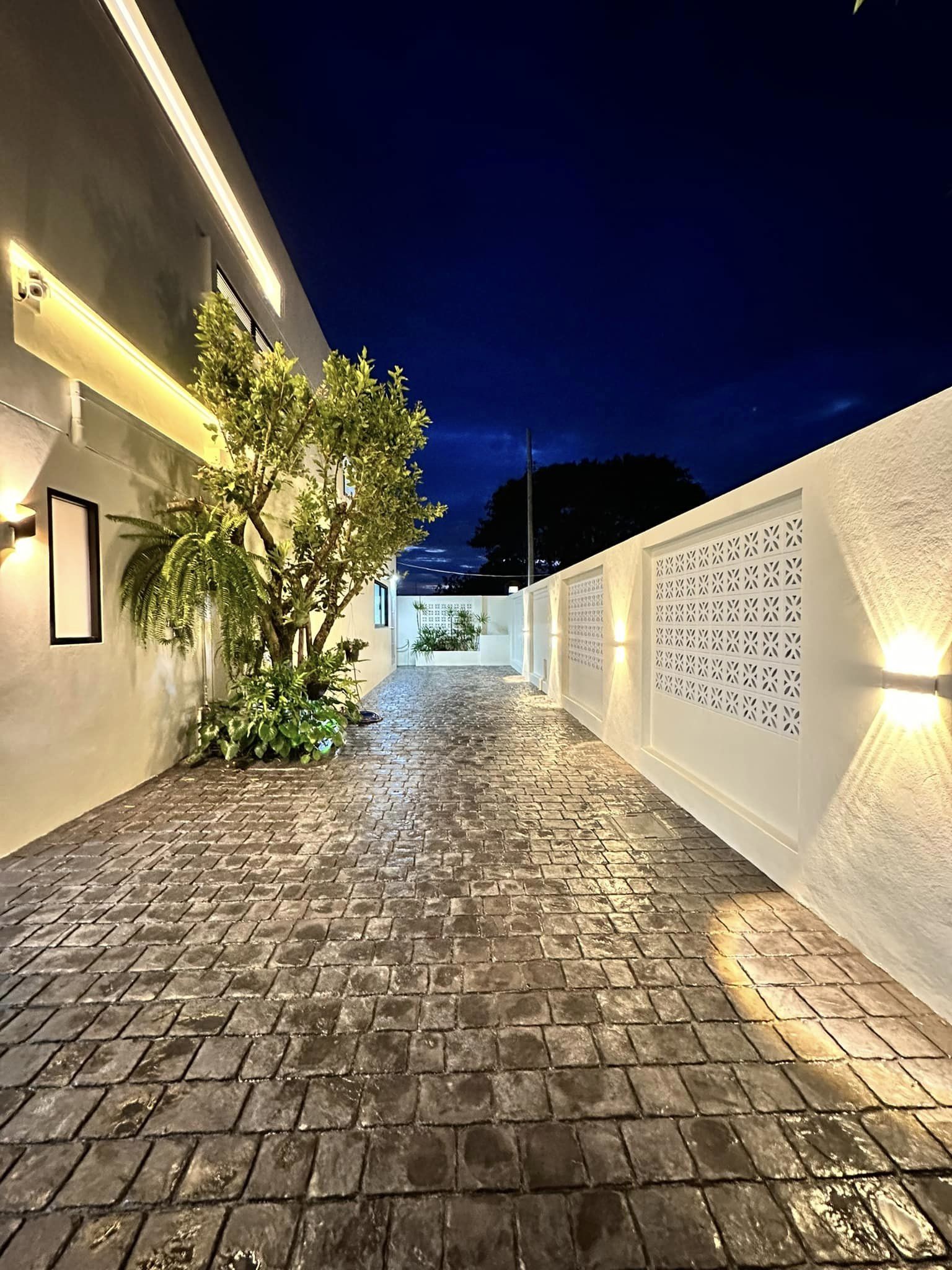 4 Bedroom House For Sale in San Phak Wan, Hang Dong, Chiang Mai - Image 11