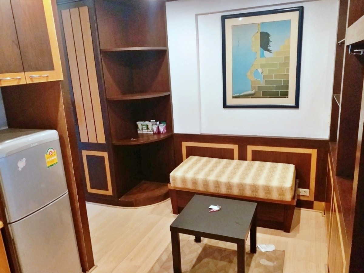 1 Bedroom Condo For Sale in Khlong Tan Nuea, Vadhana, Bangkok - Image 8
