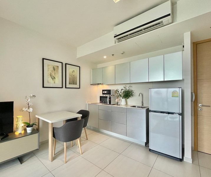 1 Bedroom Condo For Sale in Phra Khanong Nuea, Vadhana, Bangkok - Image 3