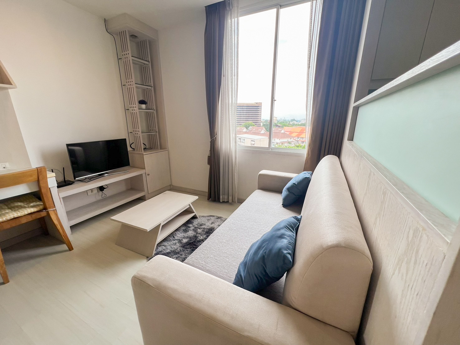 S Condo - Image 1