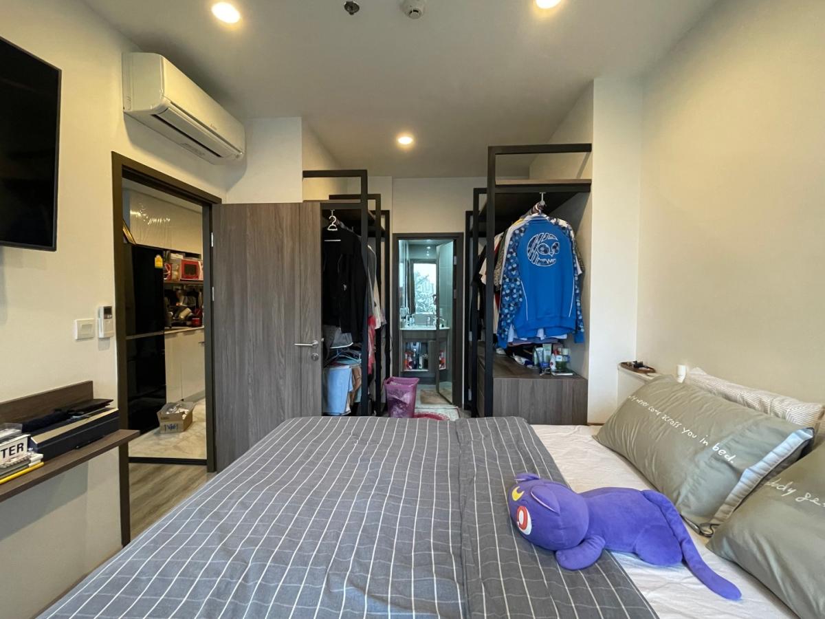 2 Bedroom Condo For Sale in Bang Kapi, Huai Khwang, Bangkok - Image 6