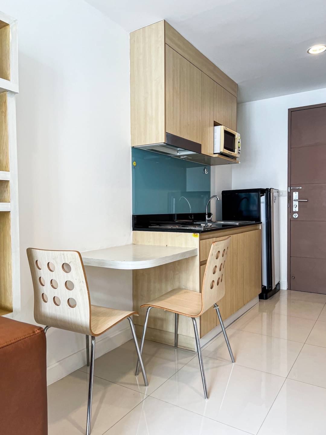 1 Bedroom Condo For Sale in Khlong Ton Sai, Khlong San, Bangkok - Image 7